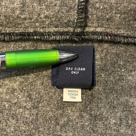 GAP Wool Blend Button Down Jacket XS - Like New - Picture 4 of 4